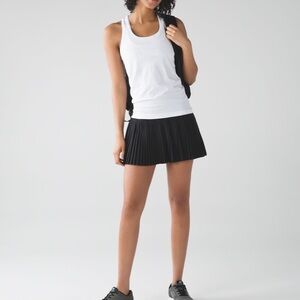 Lululemon Pleat to Street II Black Skirt